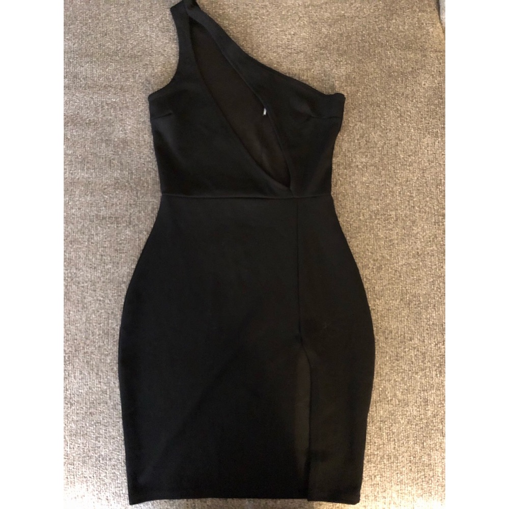 One shoulder dress. It fits true to size!